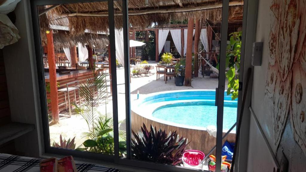 The All Inclusive Hostel - Food, Drinks And Transportation To The Beach And Cenotes 图卢姆 外观 照片